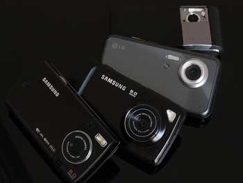 eight_mega_pixels_camera_phones_challenge_01.jpg