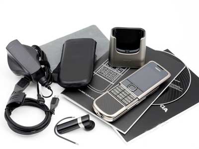 nokia_8800_carbon_arte_02.jpg