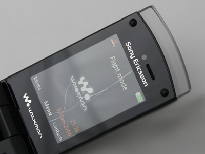 sonyericsson_w980_03.jpg